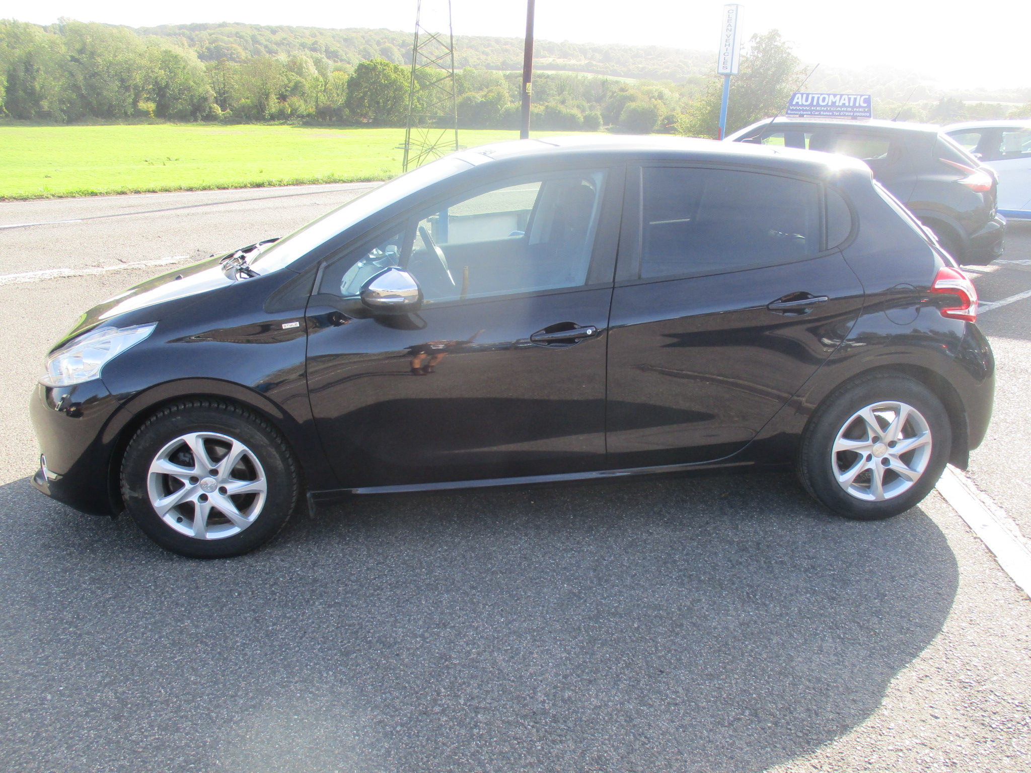 PEUGEOT 208 1.2 STYLE 2014